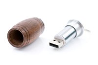 USB Stick Holzfass